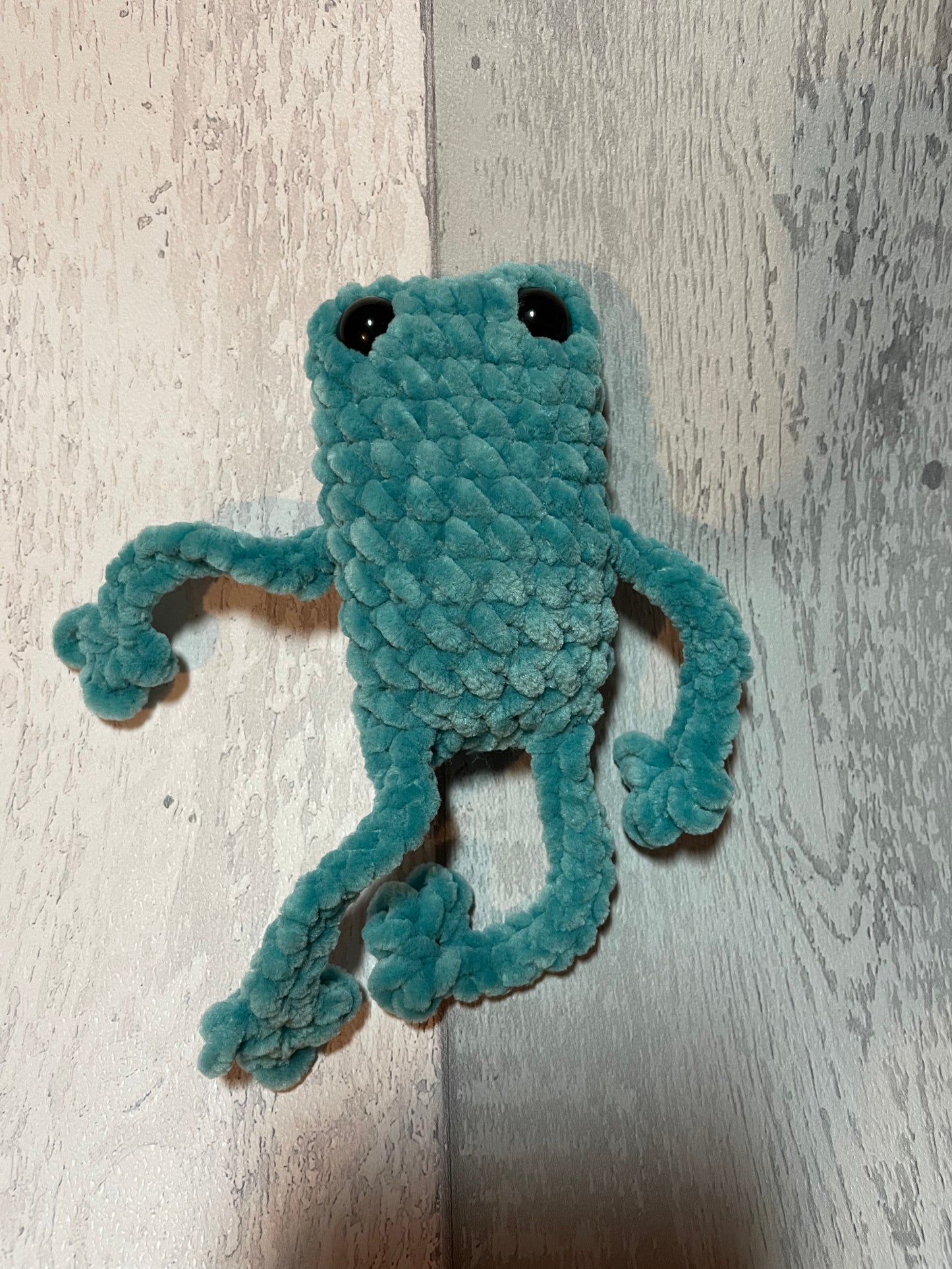 NEC - Crocheted Leggy Froggy